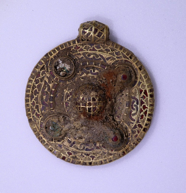 Conservation of the Winfarthing Anglo-Saxon Pendant - Conserve ...